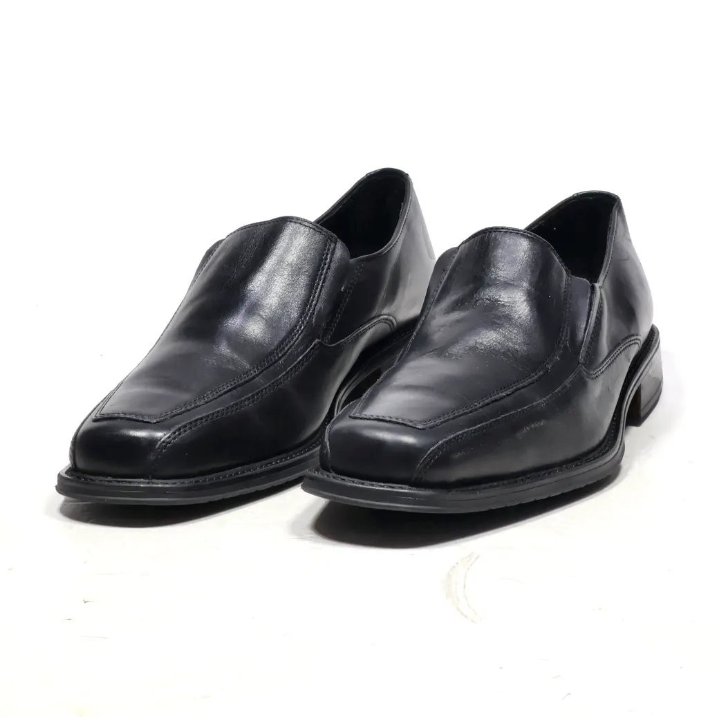 Bostonian Formal Slip Ons Leather Black Colour For Men