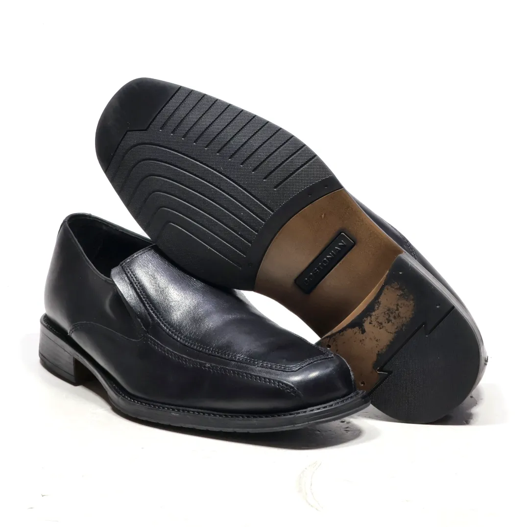 Bostonian Formal Slip Ons Leather Black Colour For Men