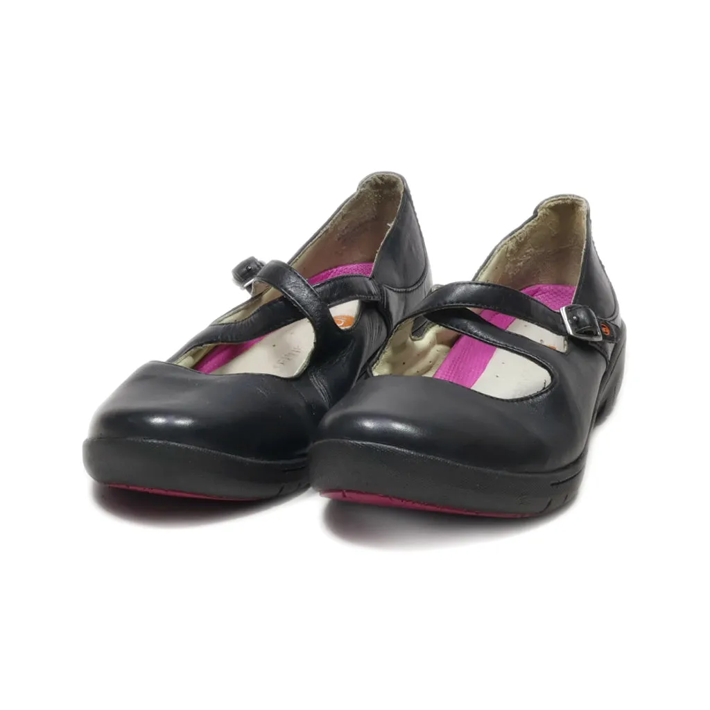 Clarks Strucfureo Ballerinas Leather Black Colour For Women