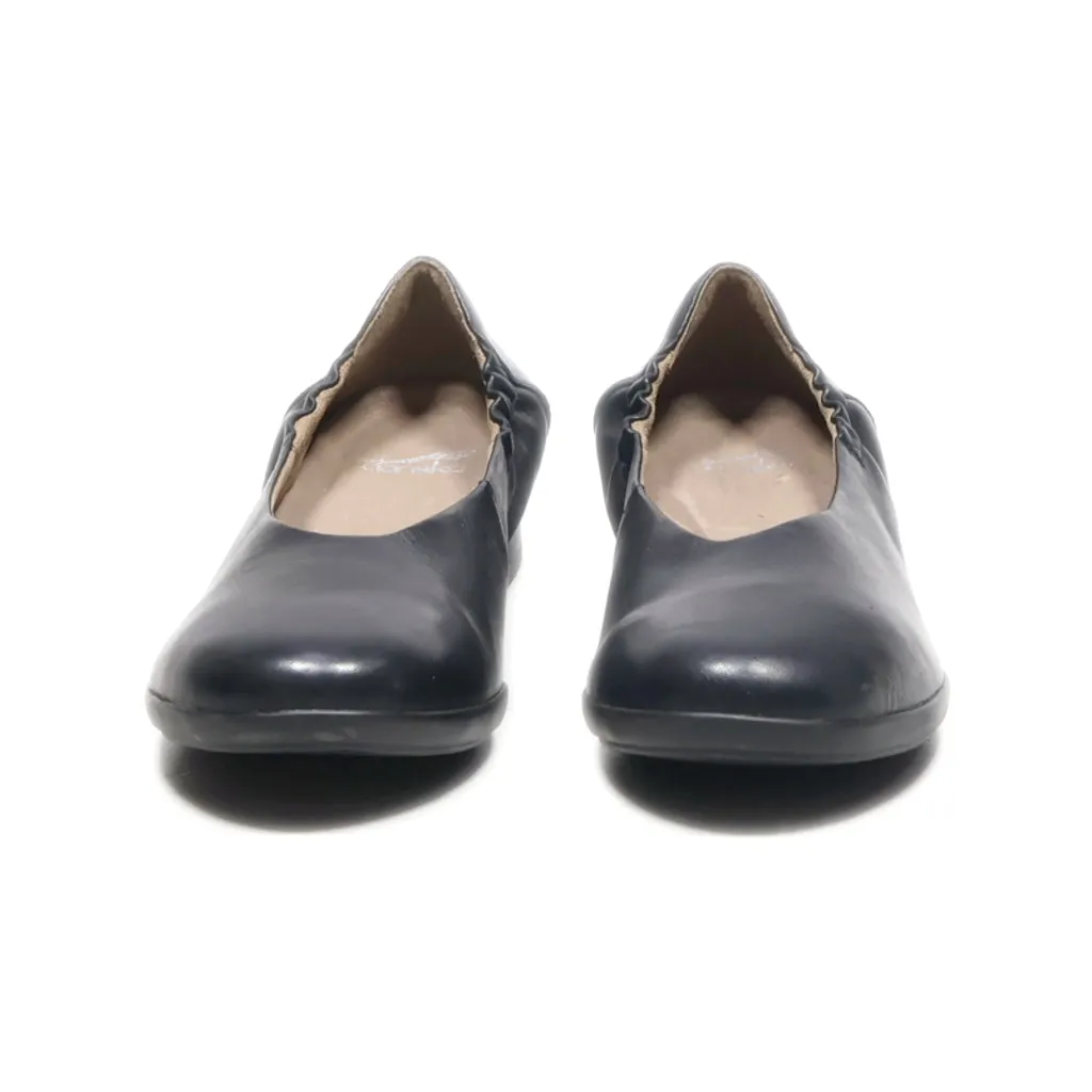 Dansko Ballerinas Leather Black Colour For Women