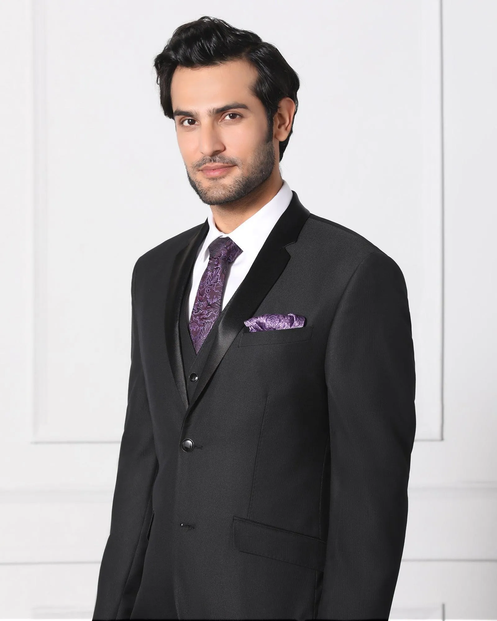 Must Haves Three Piece Black Solid Formal Suit - Jaydon