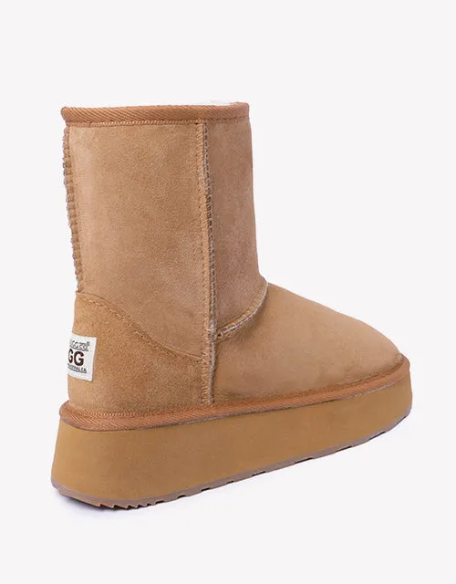 Urban UGG® Short Platform