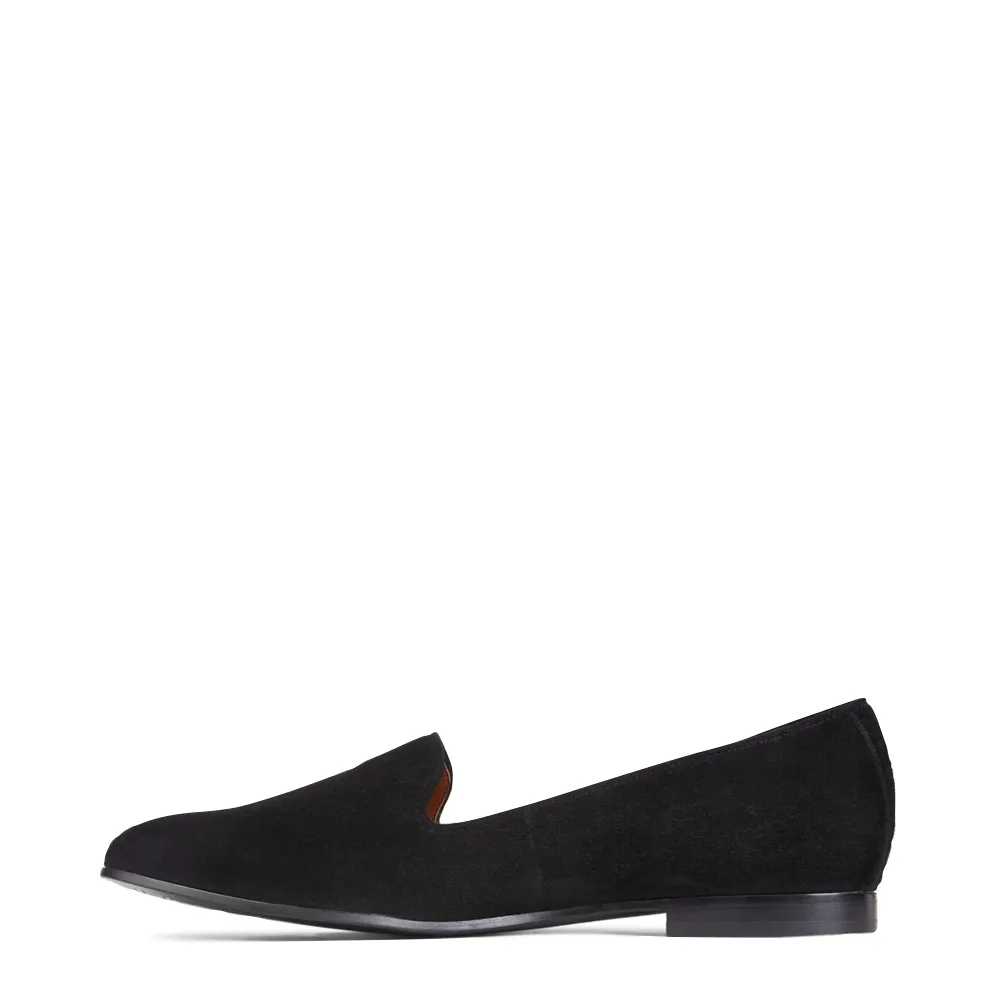 Vionic Women's Willa Slip On Suede Loafer in Black