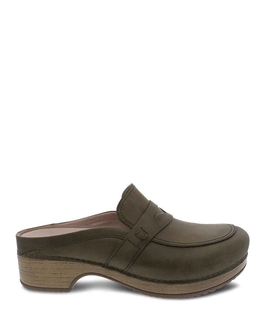 Women's Dansko Bel Color: Green Oiled Pull Up